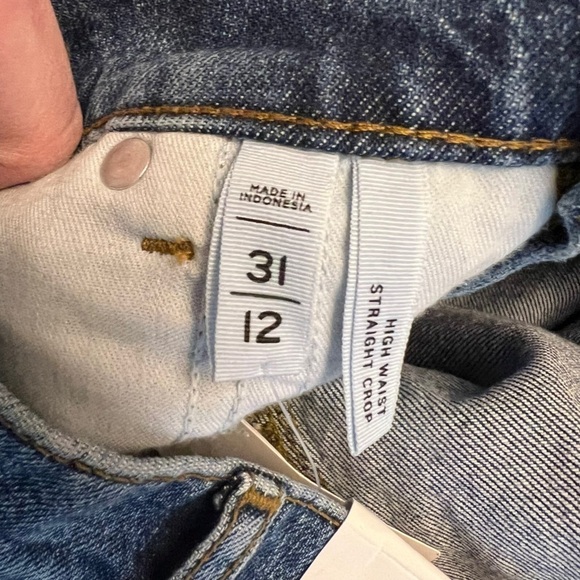 LOFT - NWT Distressed Hem High Rise Straight Crop Jeans Sz 31/12 - Picture 8 of 9